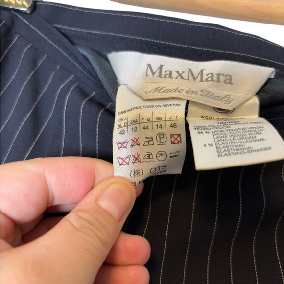 MaxMara Wool White Black Pinstripe Office Pencil Skirt with Slit- Size 12 - Picture 5 of 7